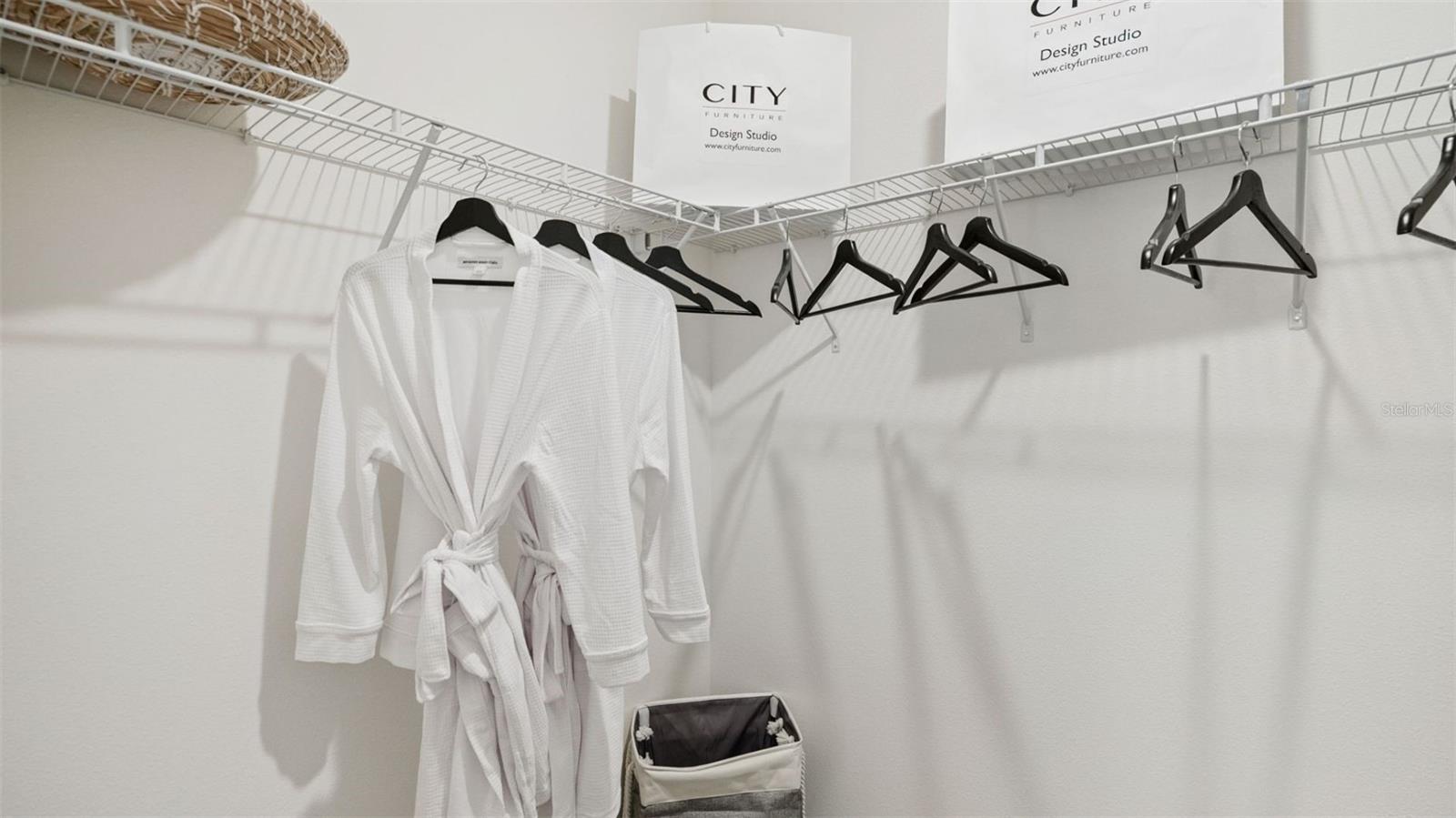 Image 15 of 21 For 3577 Wye Oak Drive