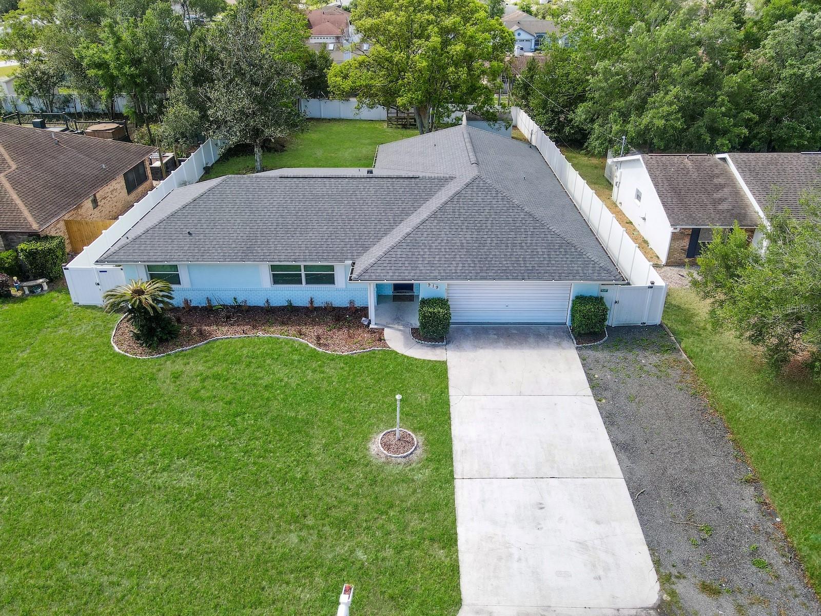 Image 3 of 33 For 919 Sylvia Drive