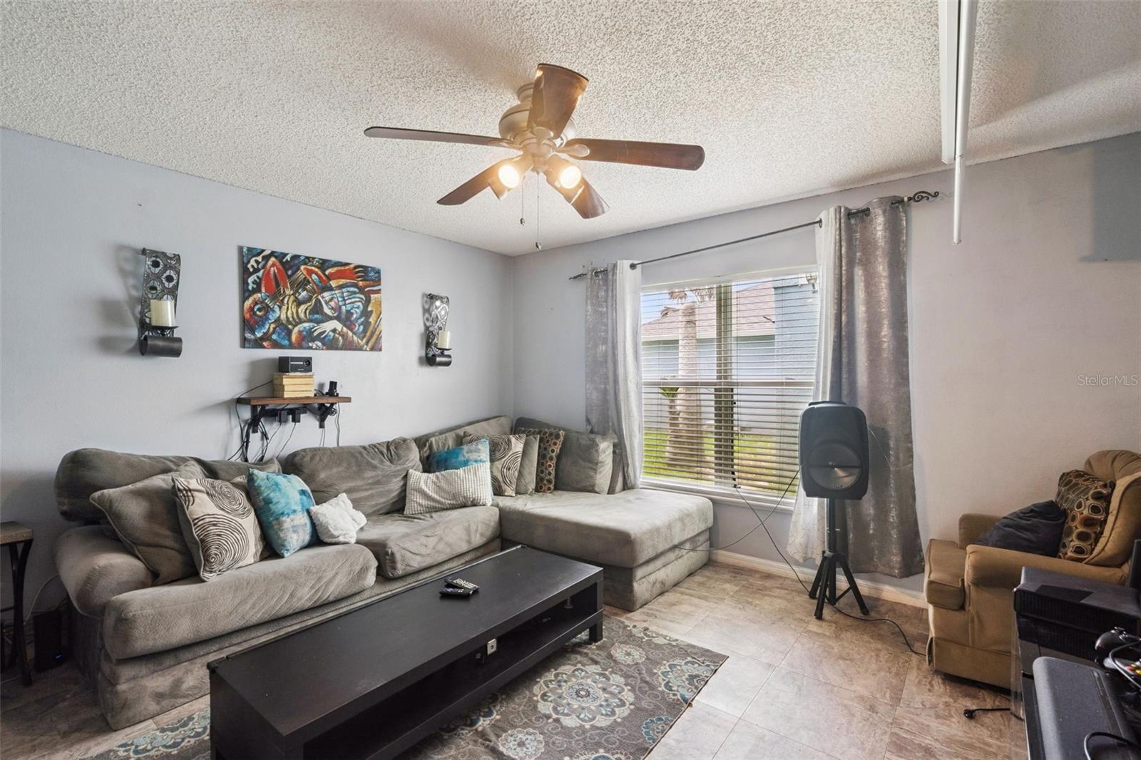 Image 14 of 33 For 167 Pinefield Drive