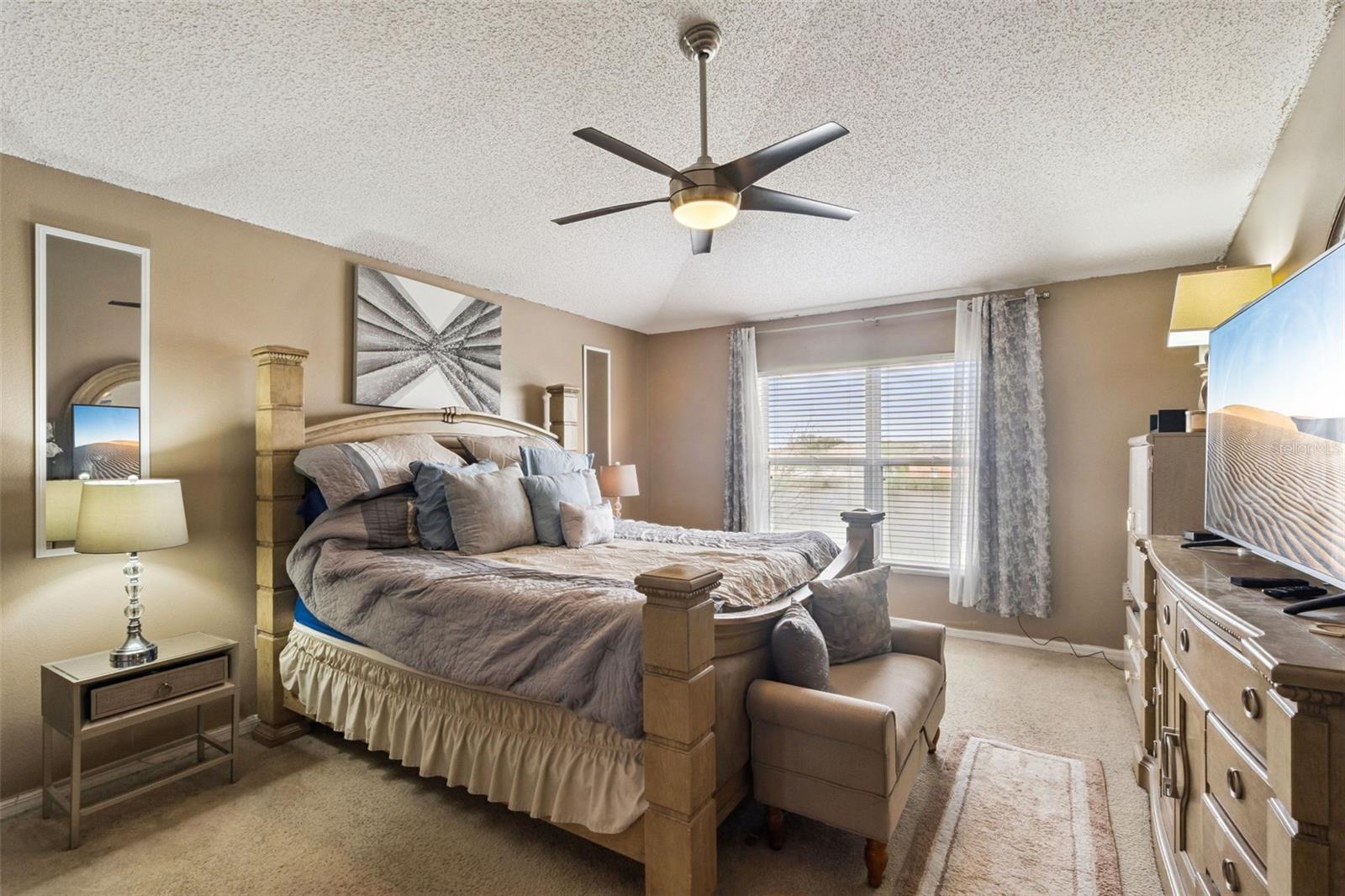 Image 17 of 33 For 167 Pinefield Drive