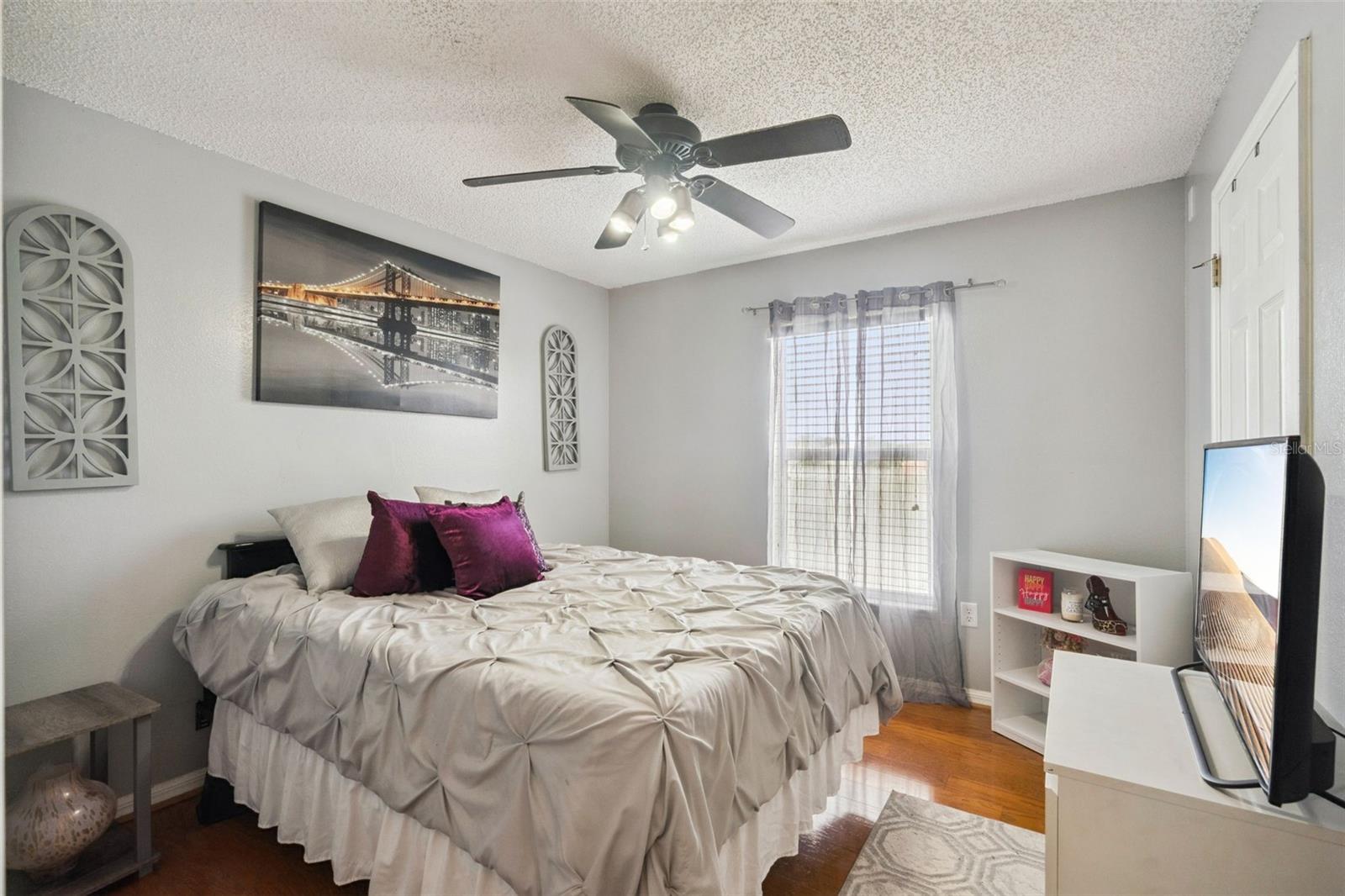 Image 26 of 33 For 167 Pinefield Drive