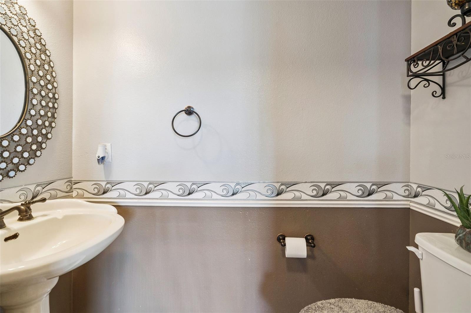 Image 28 of 33 For 167 Pinefield Drive