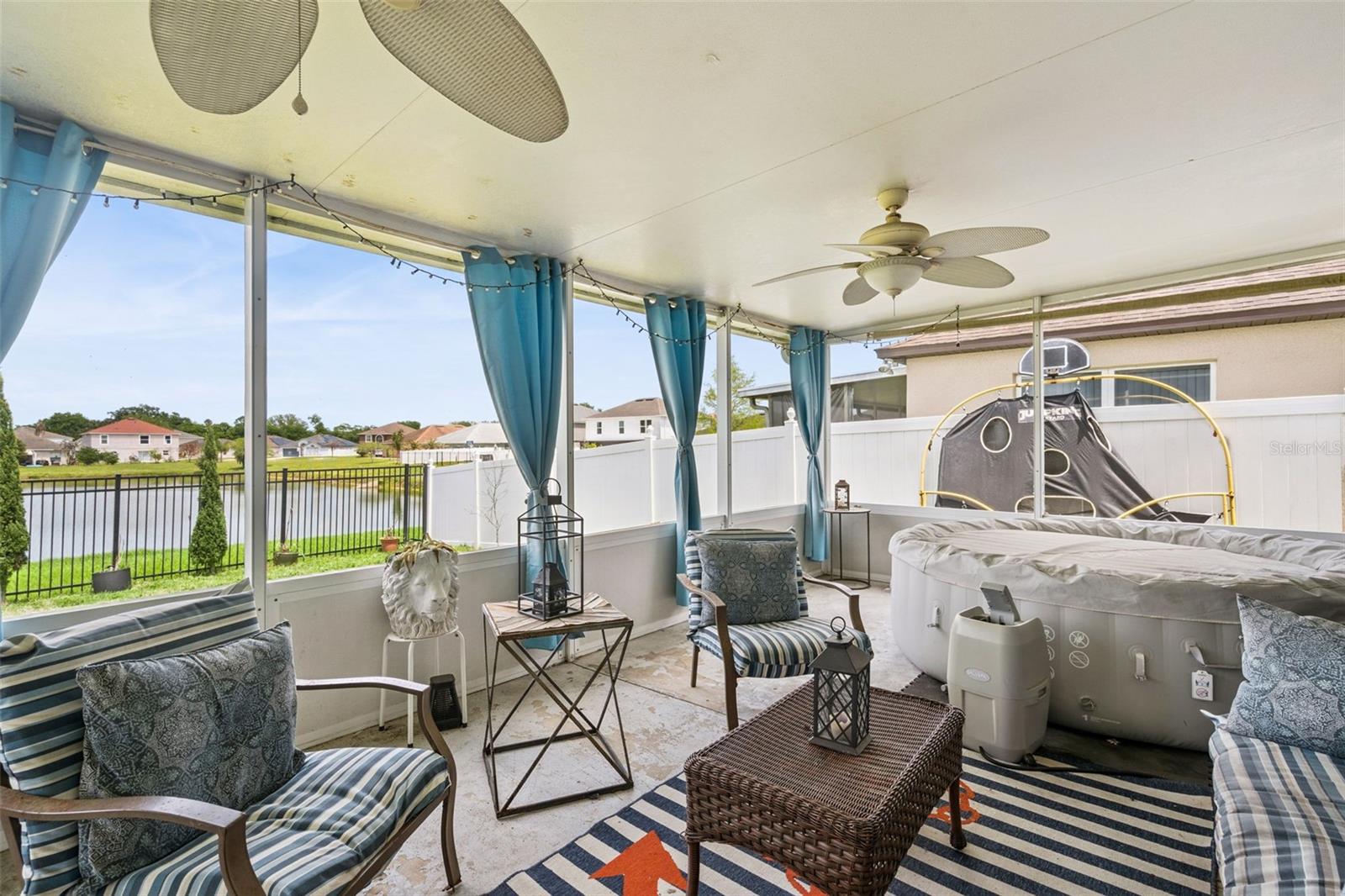 Image 6 of 33 For 167 Pinefield Drive