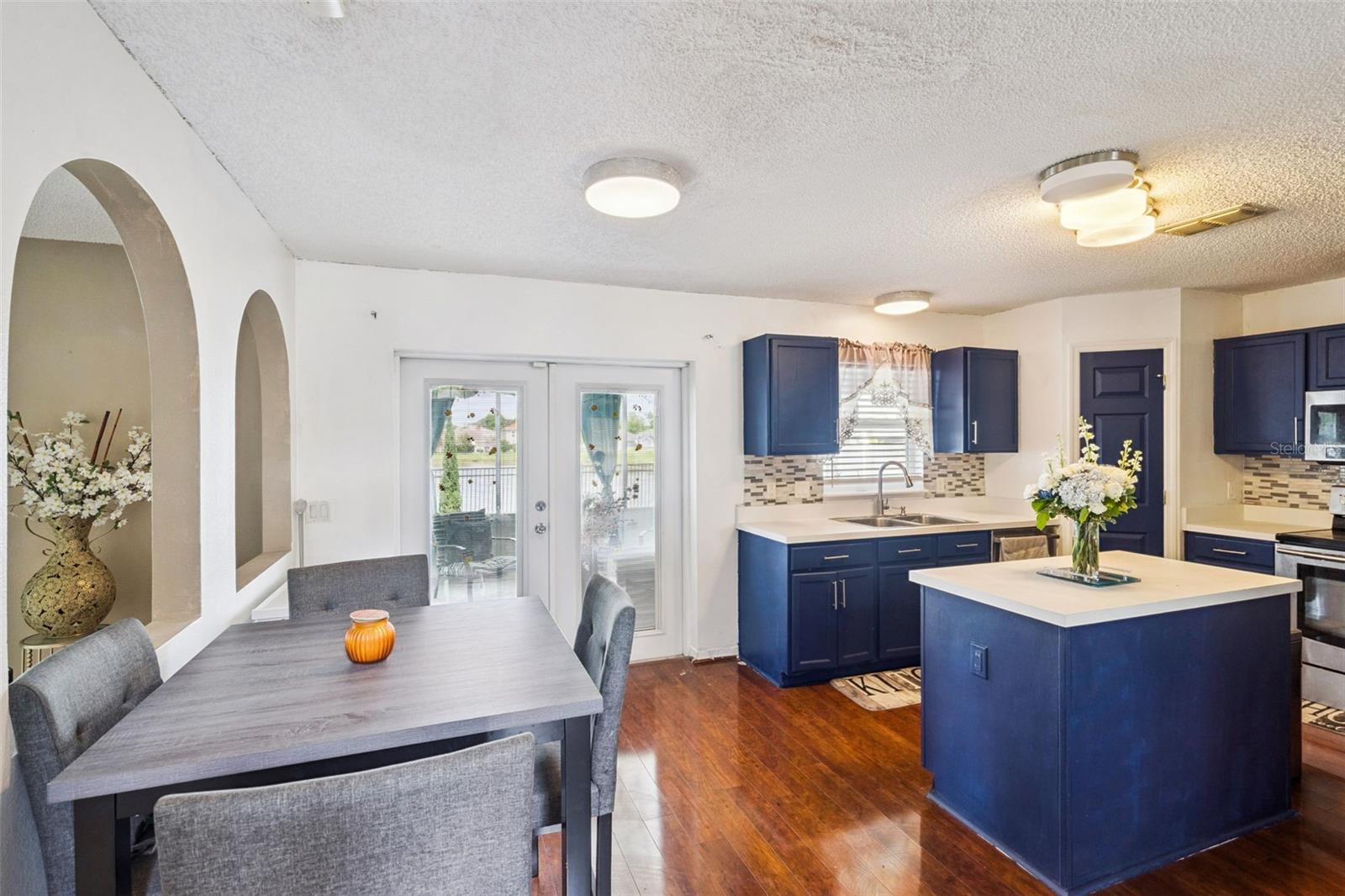 Image 7 of 33 For 167 Pinefield Drive