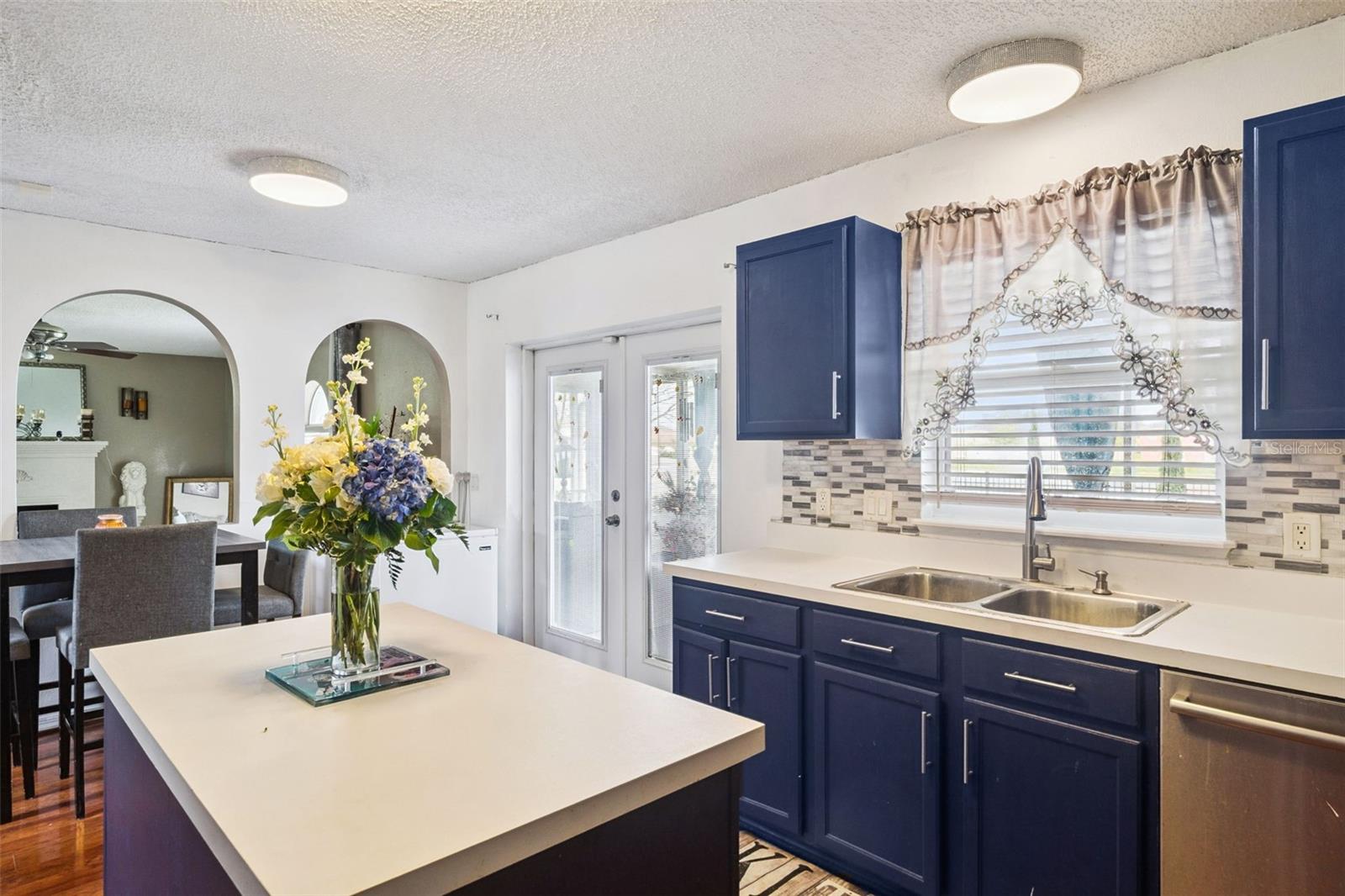 Image 9 of 33 For 167 Pinefield Drive