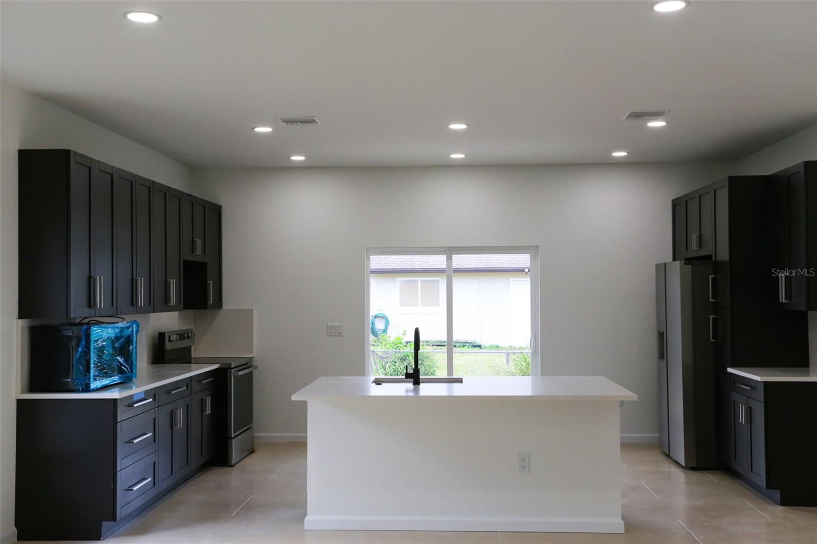 Image 8 of 15 For 4225 Elson Avenue