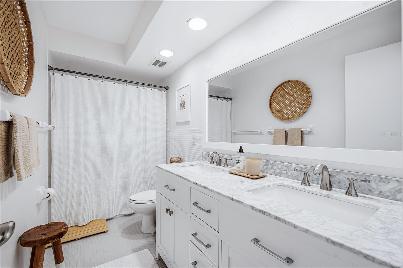 Image 16 of 42 For 2707 Tierra Circle