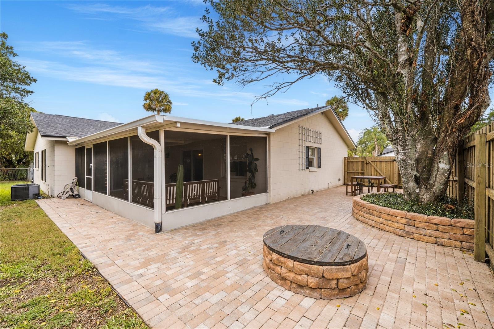 Image 32 of 42 For 2707 Tierra Circle