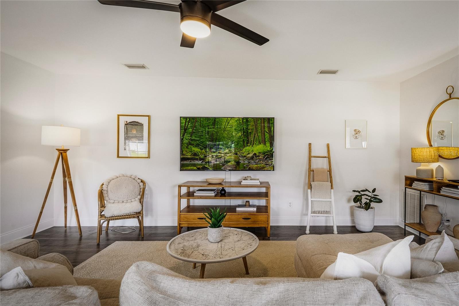 Image 9 of 42 For 2707 Tierra Circle