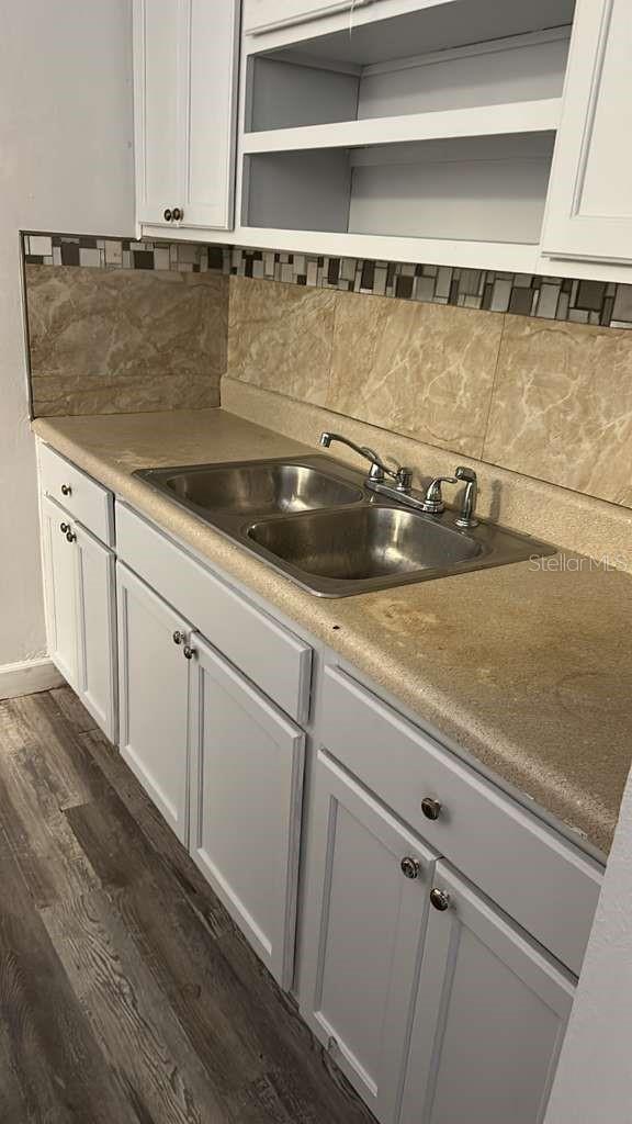 Image 3 of 9 For 7731 Udine Avenue