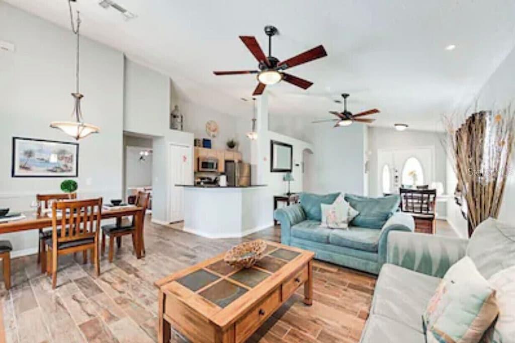 Image 2 of 9 For 768 Majesty Drive