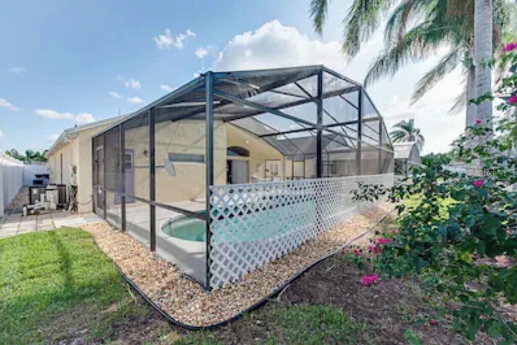 Image 9 of 9 For 768 Majesty Drive