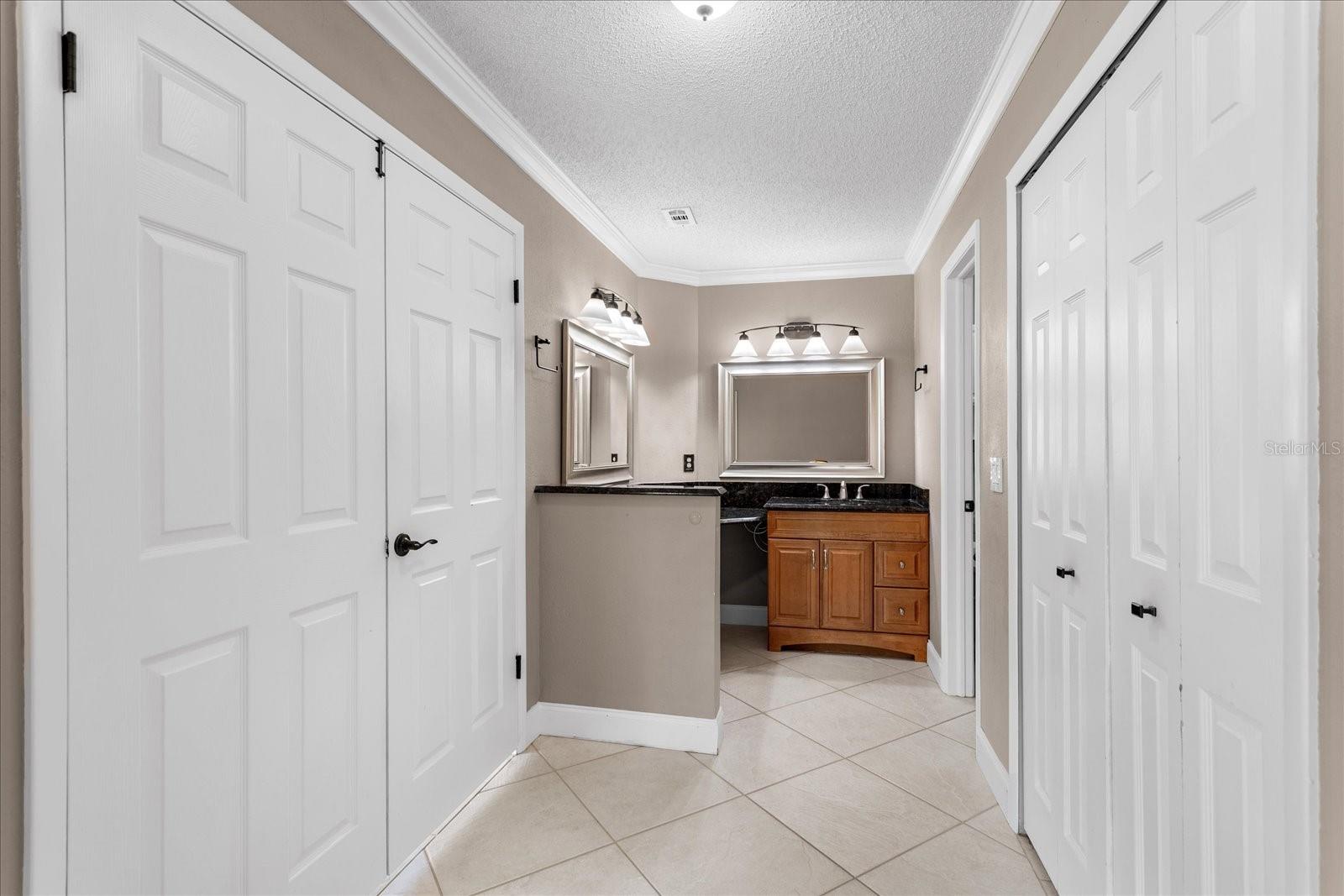 Image 18 of 44 For 450 Stanton Place