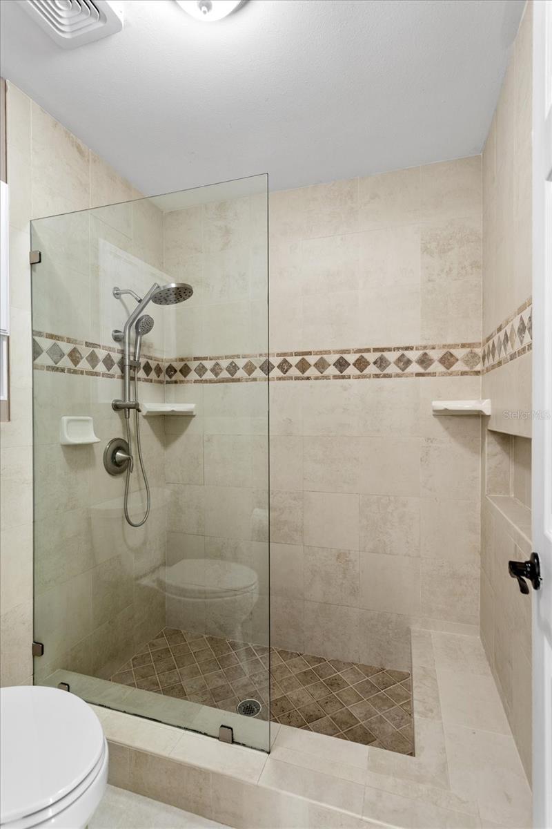 Image 20 of 44 For 450 Stanton Place