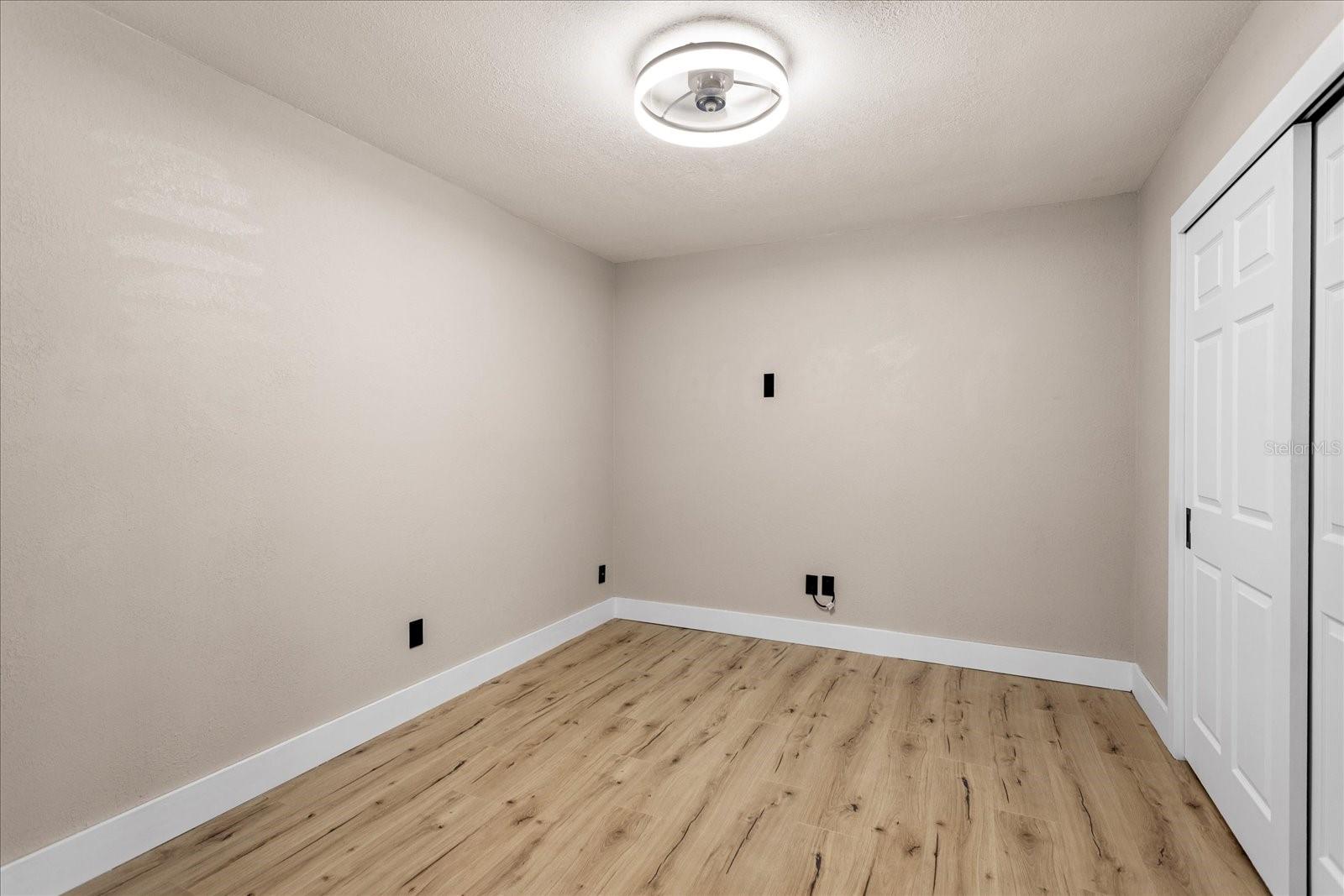 Image 22 of 44 For 450 Stanton Place