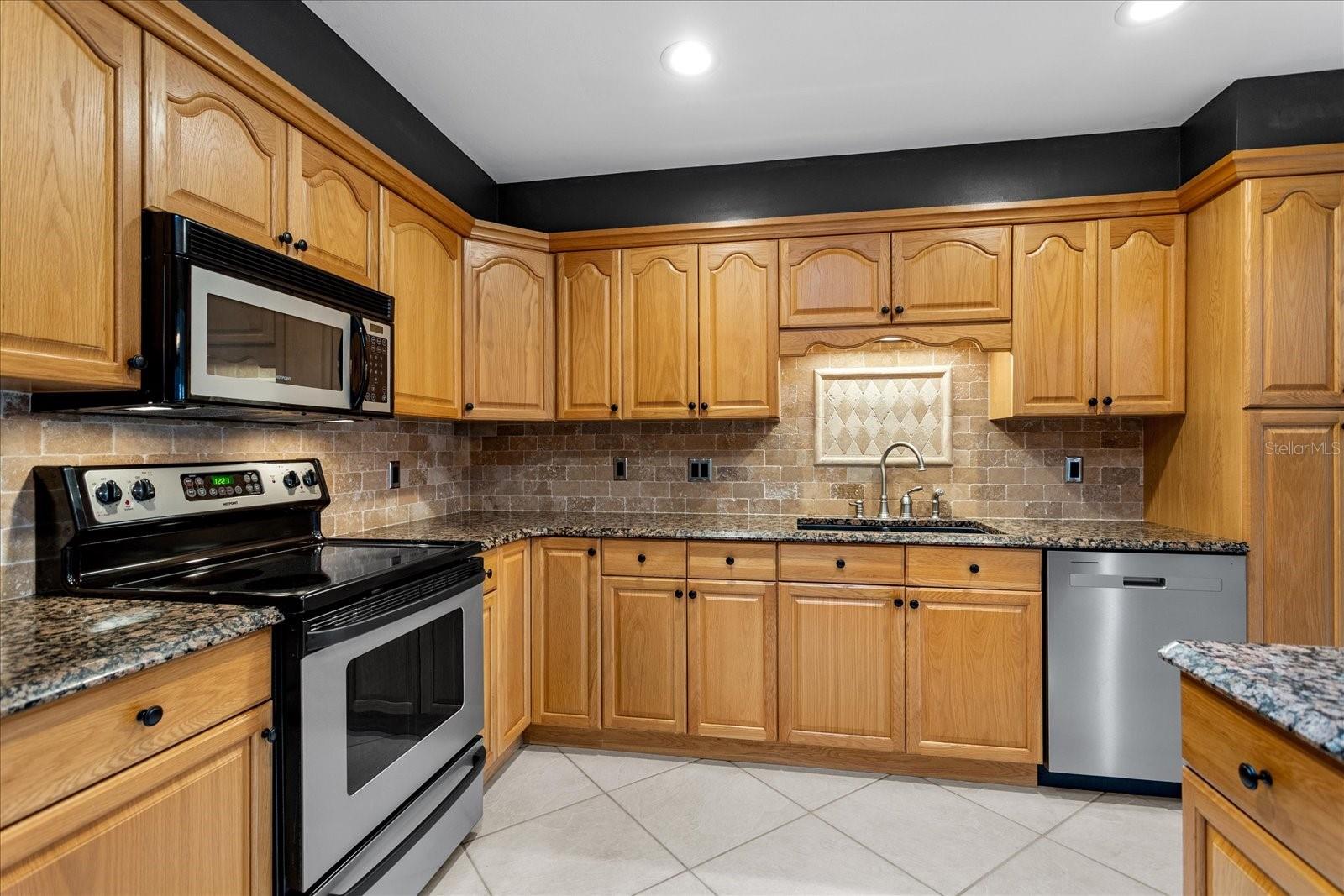 Image 8 of 44 For 450 Stanton Place