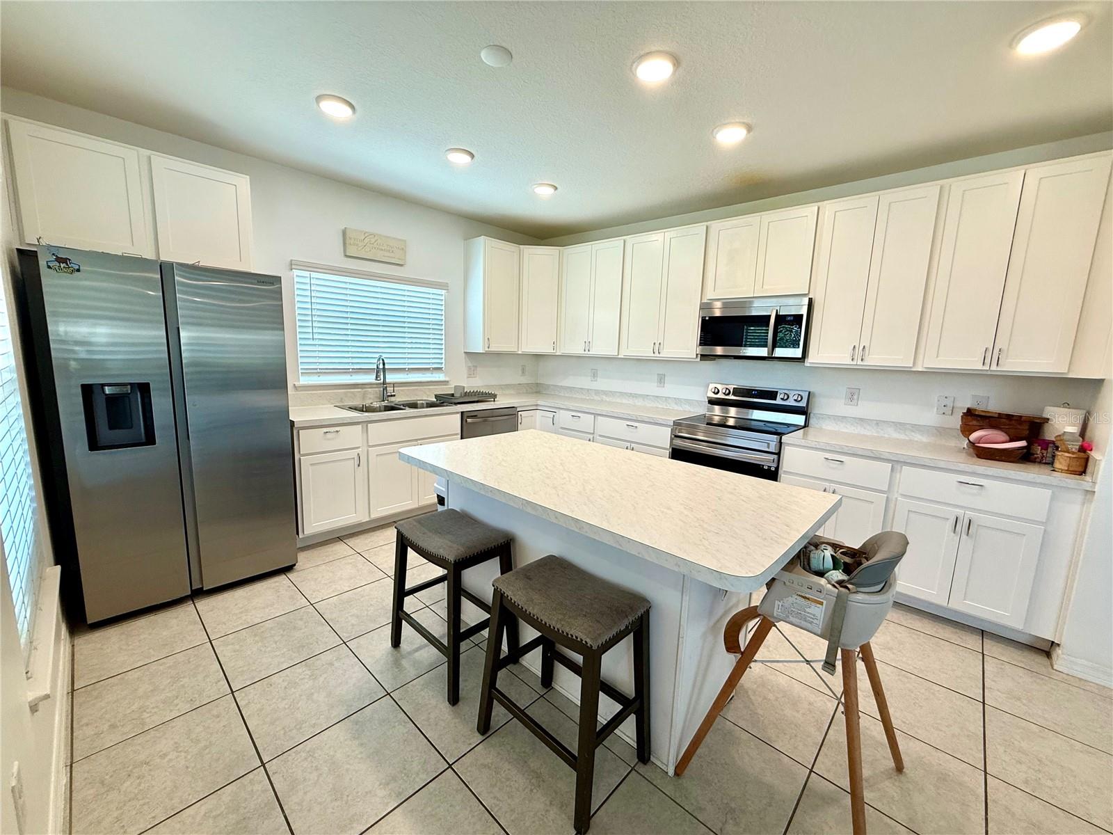 Image 13 of 37 For 4910 Coral Castle Drive