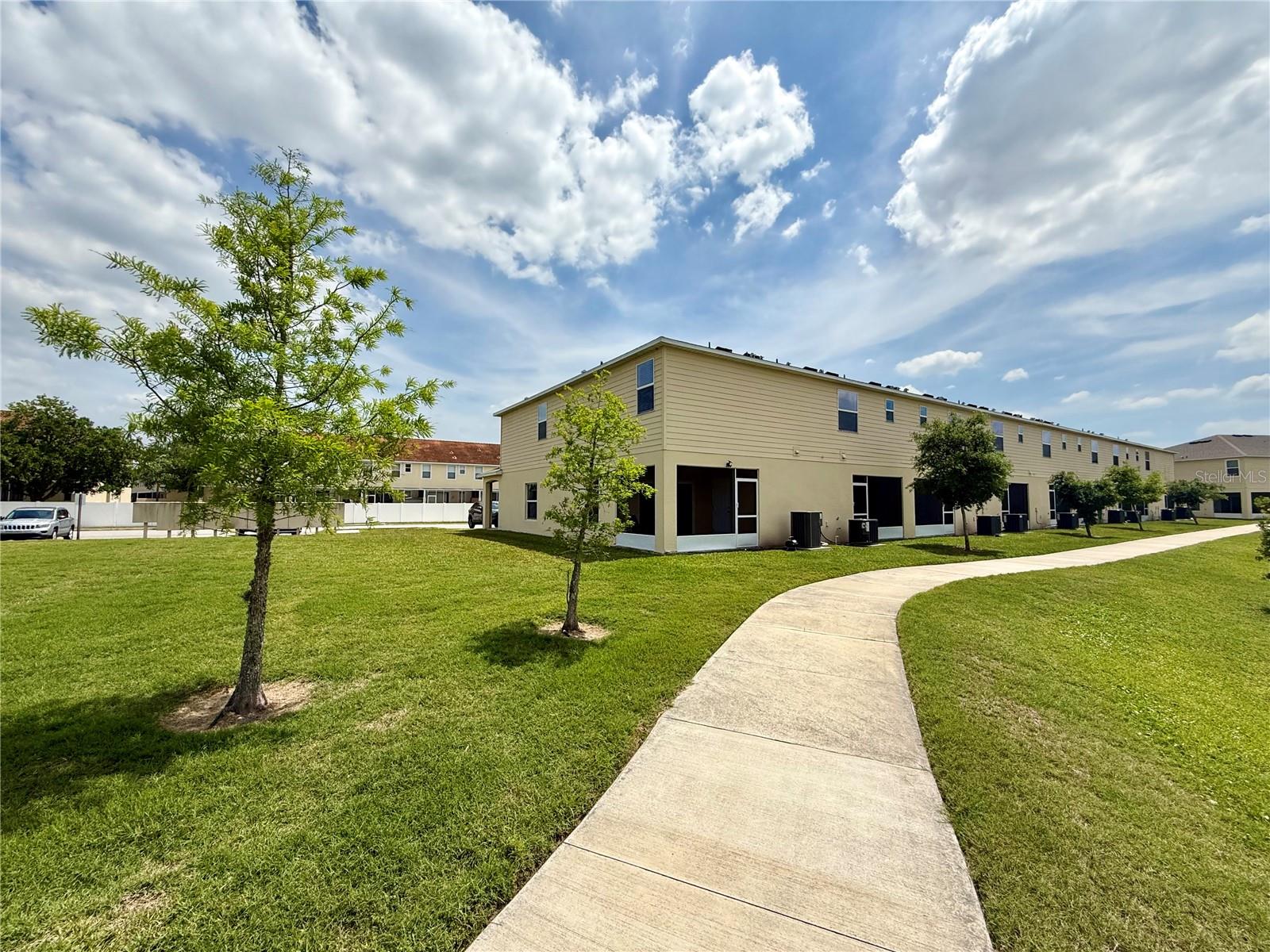 Image 29 of 37 For 4910 Coral Castle Drive