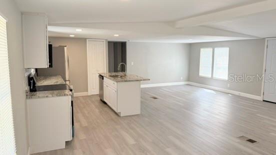 Image 10 of 37 For 10920-10928 Malati Street