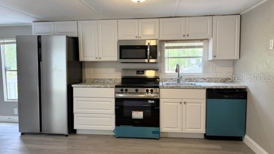 Image 27 of 37 For 10920-10928 Malati Street