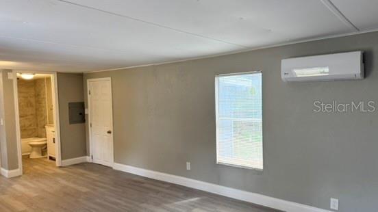 Image 28 of 37 For 10920-10928 Malati Street