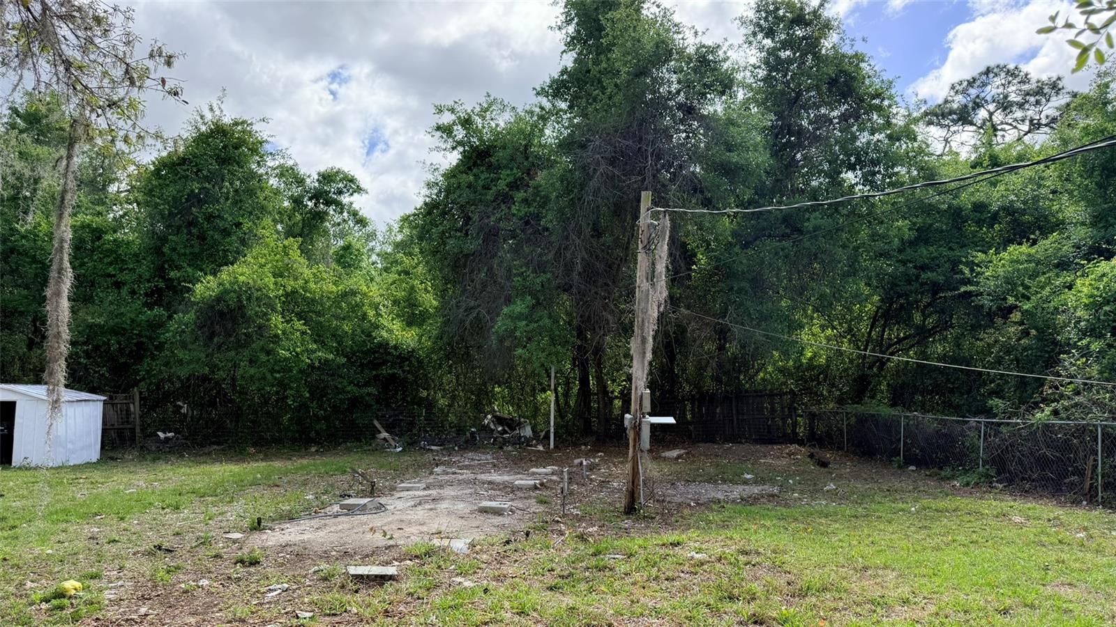 Image 36 of 37 For 10920-10928 Malati Street