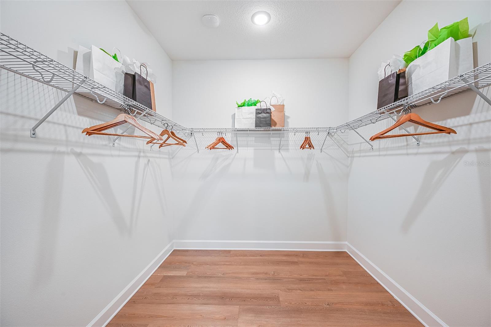 Image 18 of 32 For 2064 Starflower Lane