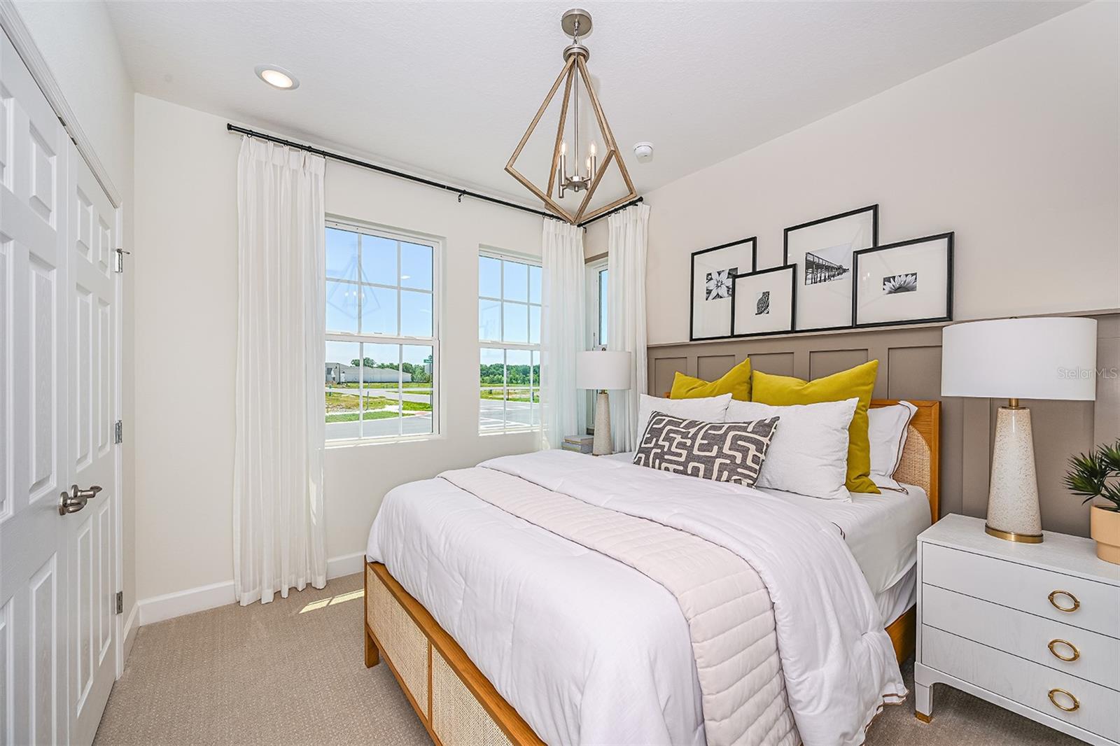 Image 21 of 32 For 2064 Starflower Lane