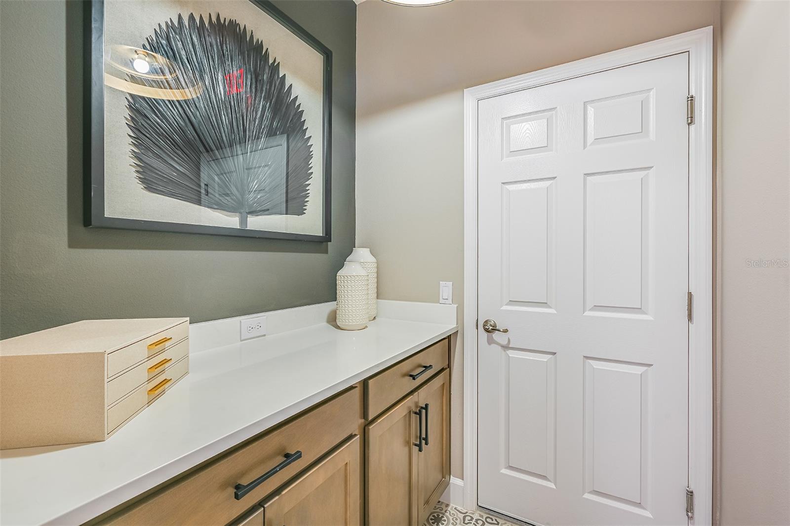 Image 27 of 32 For 2064 Starflower Lane