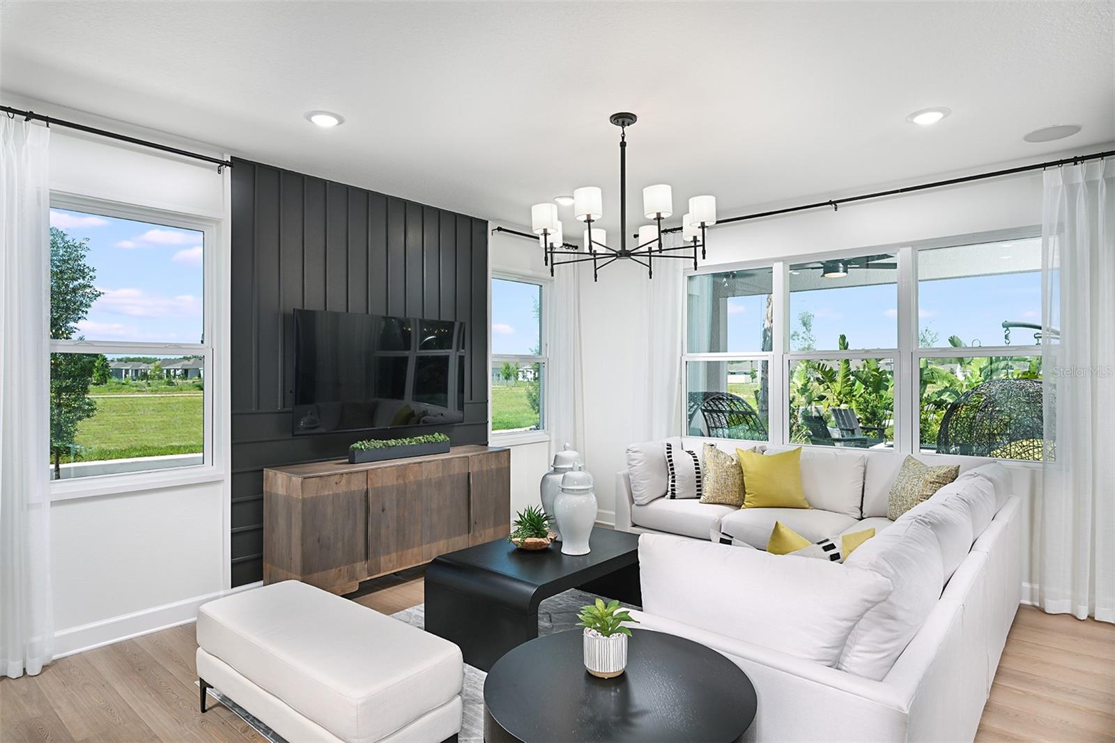 Image 4 of 32 For 2064 Starflower Lane