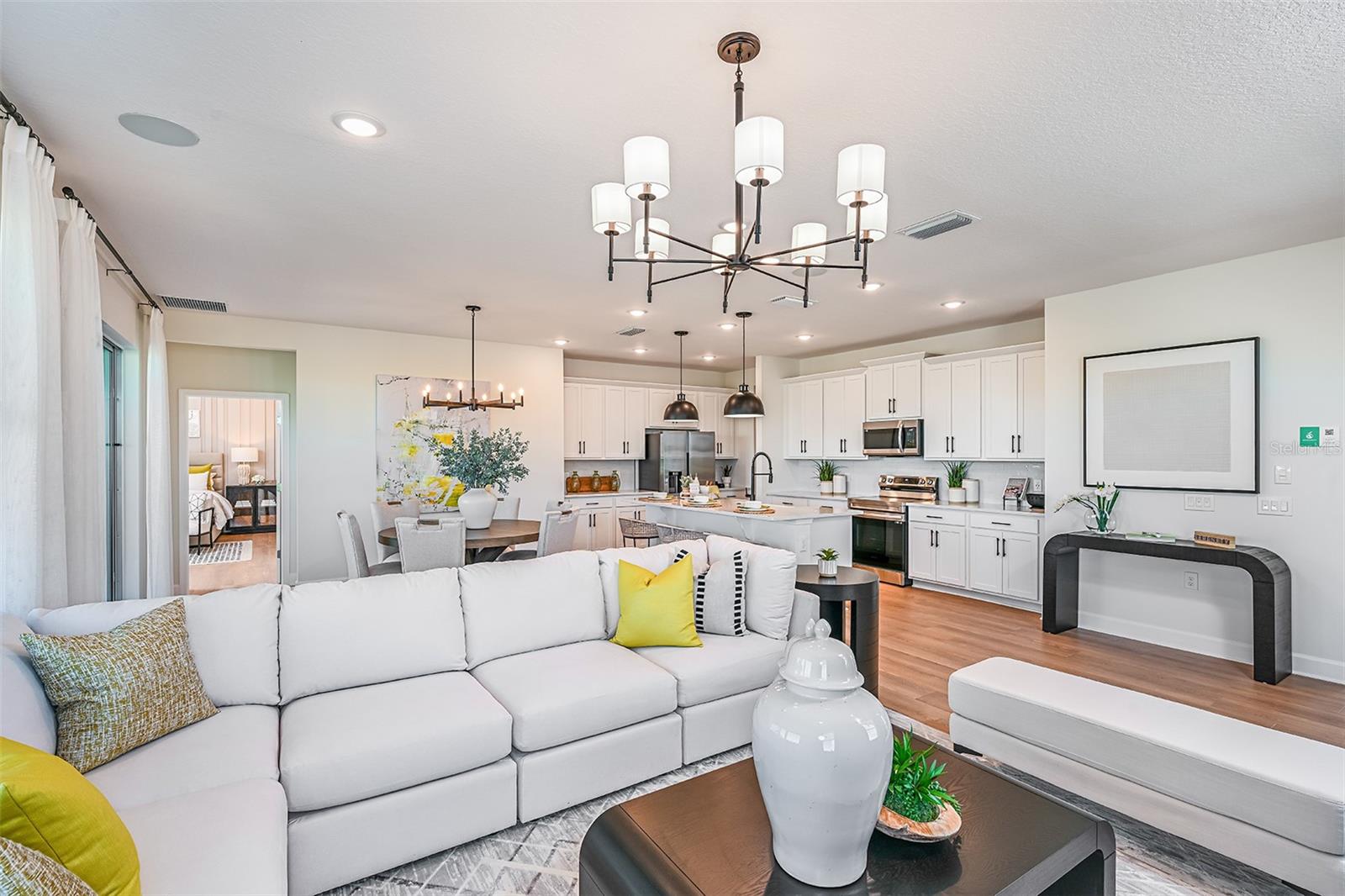 Image 5 of 32 For 2064 Starflower Lane