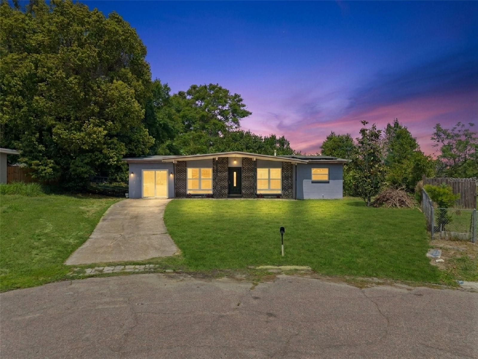 Details for 6204 Oakcrest Circle, ORLANDO, FL 32808