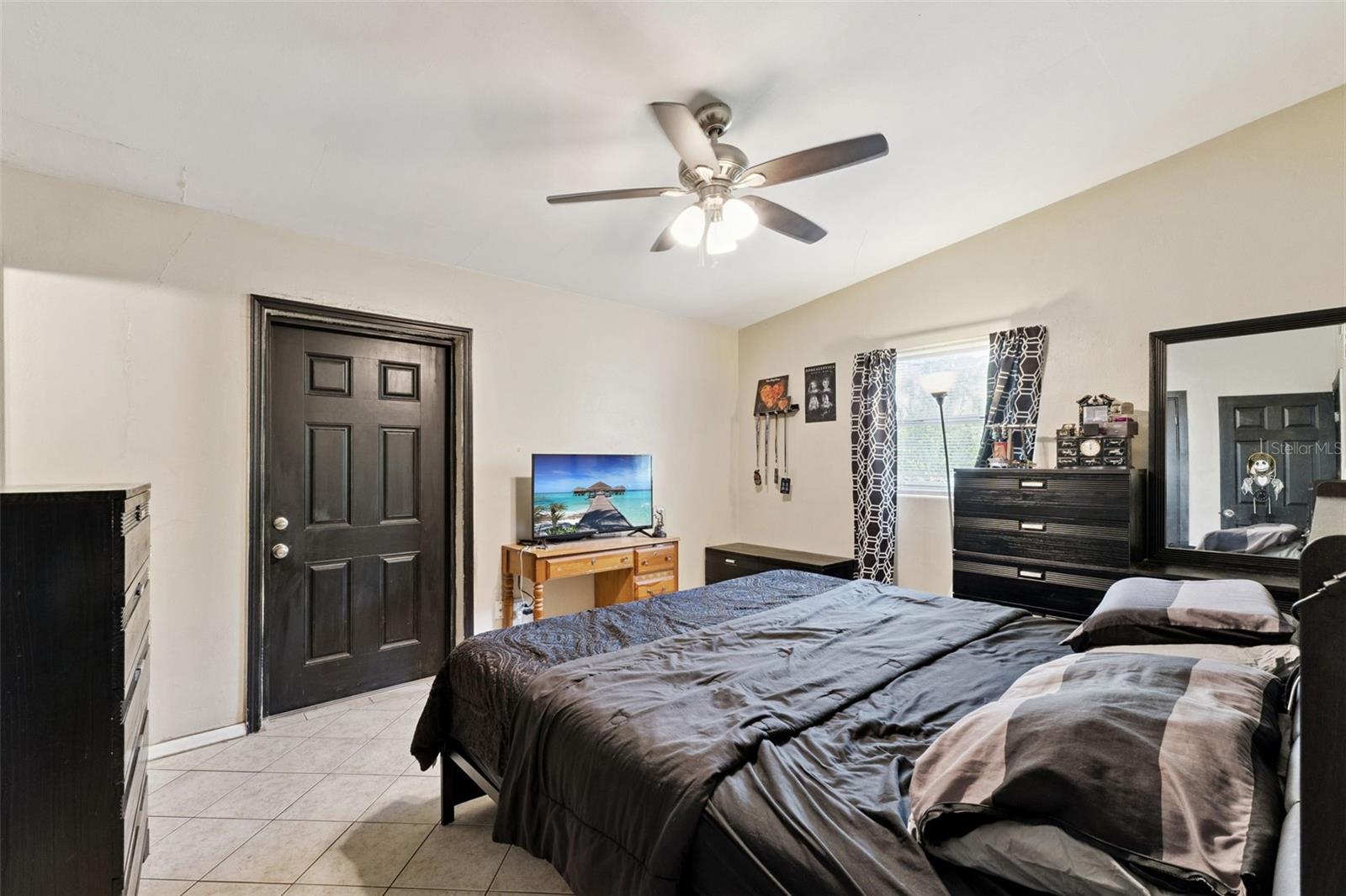 Image 10 of 24 For 6204 Oakcrest Circle