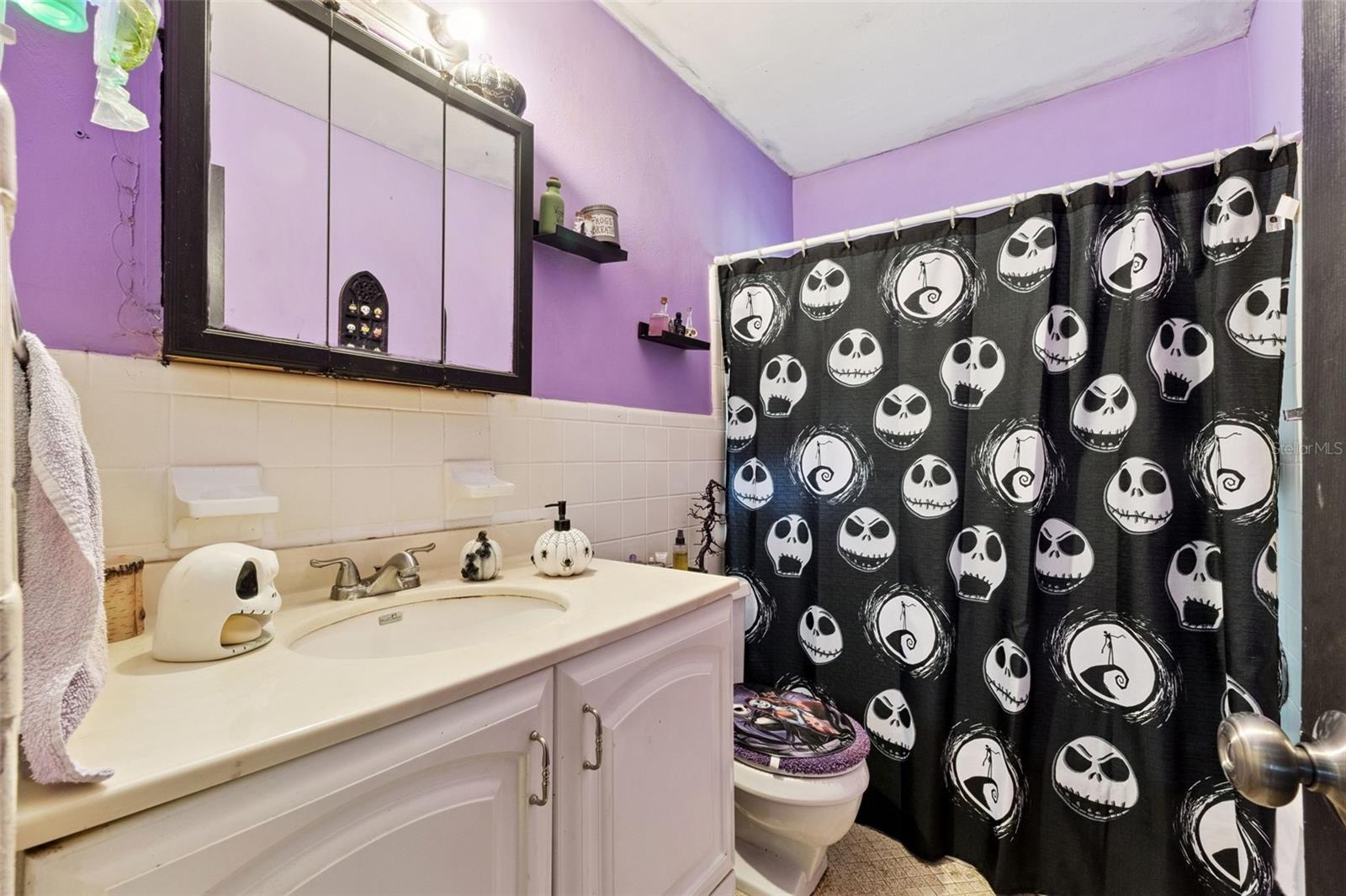 Image 15 of 24 For 6204 Oakcrest Circle