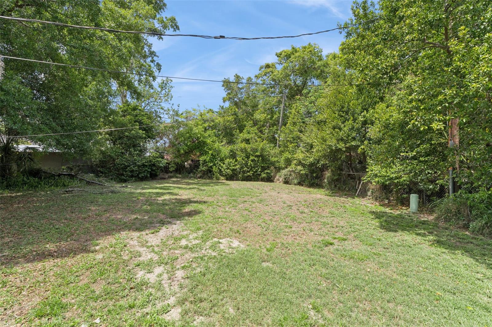 Image 19 of 24 For 6204 Oakcrest Circle