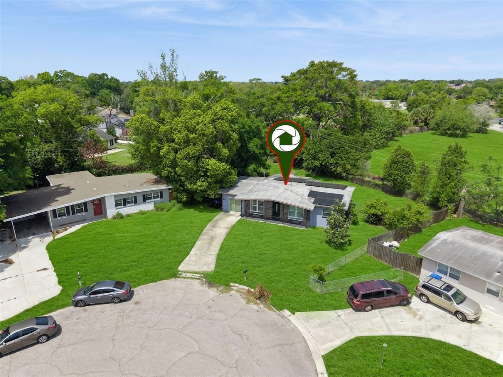 Image 2 of 24 For 6204 Oakcrest Circle