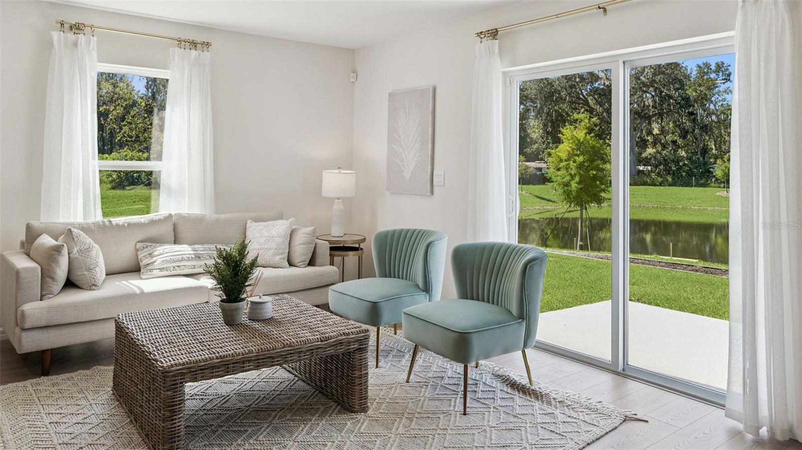 Image 4 of 26 For 550 Pinot Drive