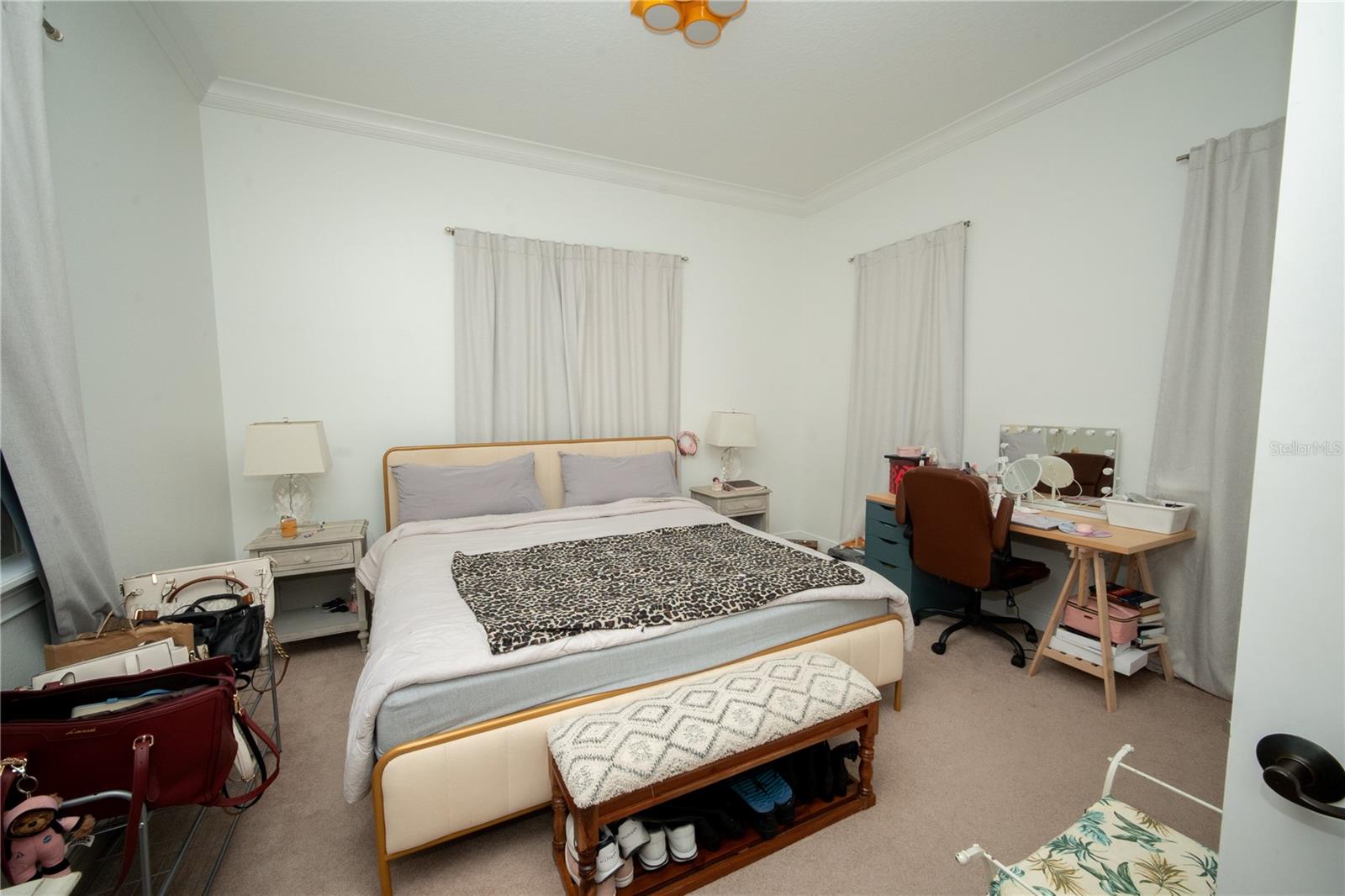 Image 25 of 45 For 719 Eastlawn Drive