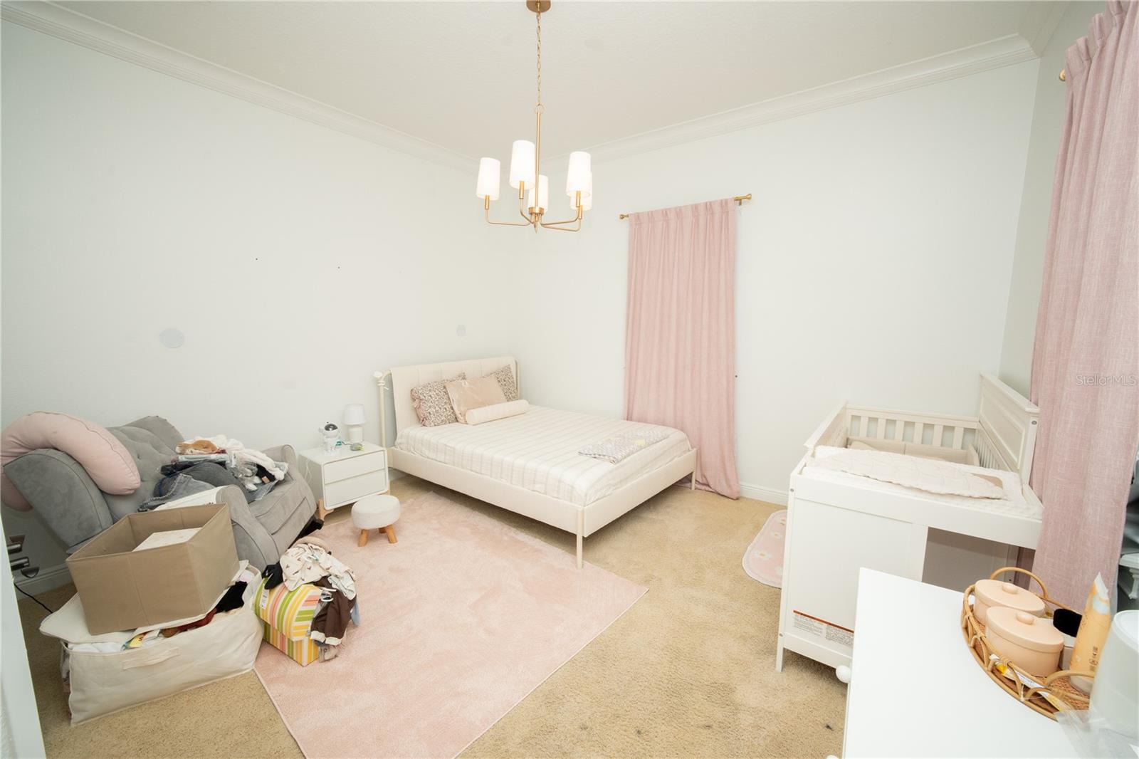 Image 28 of 45 For 719 Eastlawn Drive