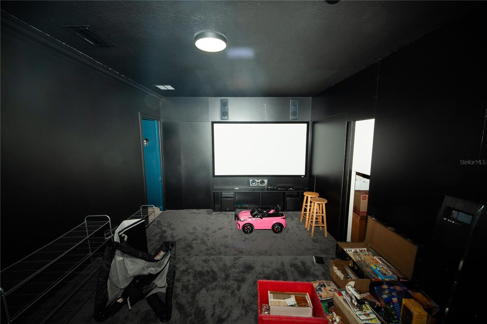 Image 30 of 45 For 719 Eastlawn Drive