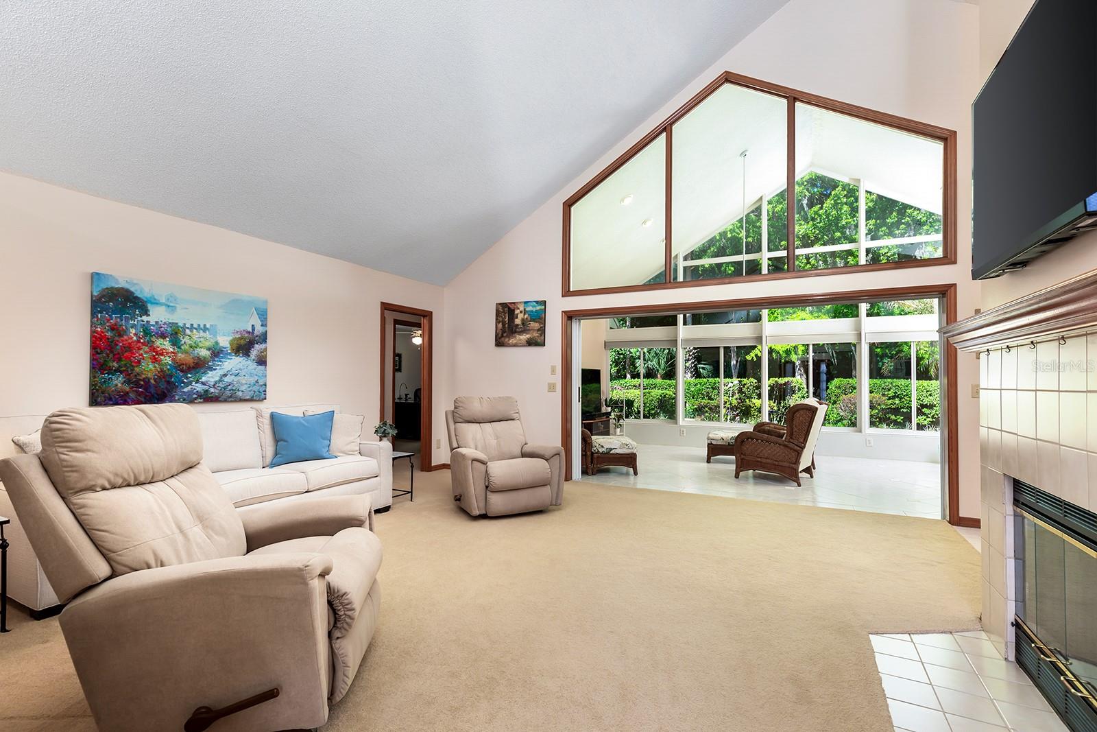 Image 12 of 36 For 808 Silverwood Drive