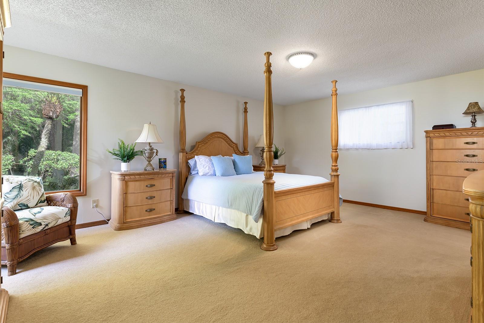 Image 16 of 36 For 808 Silverwood Drive