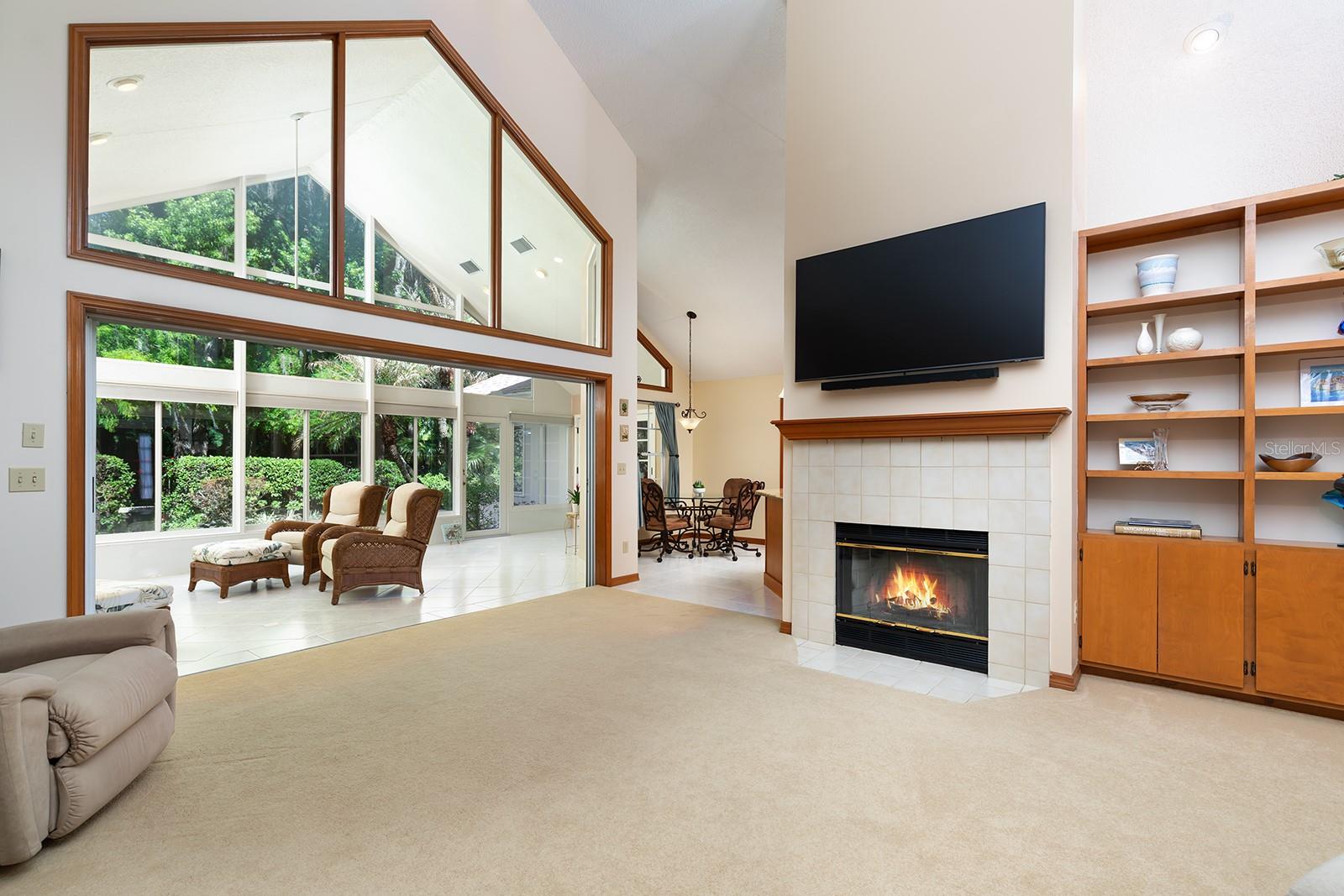 Image 4 of 36 For 808 Silverwood Drive