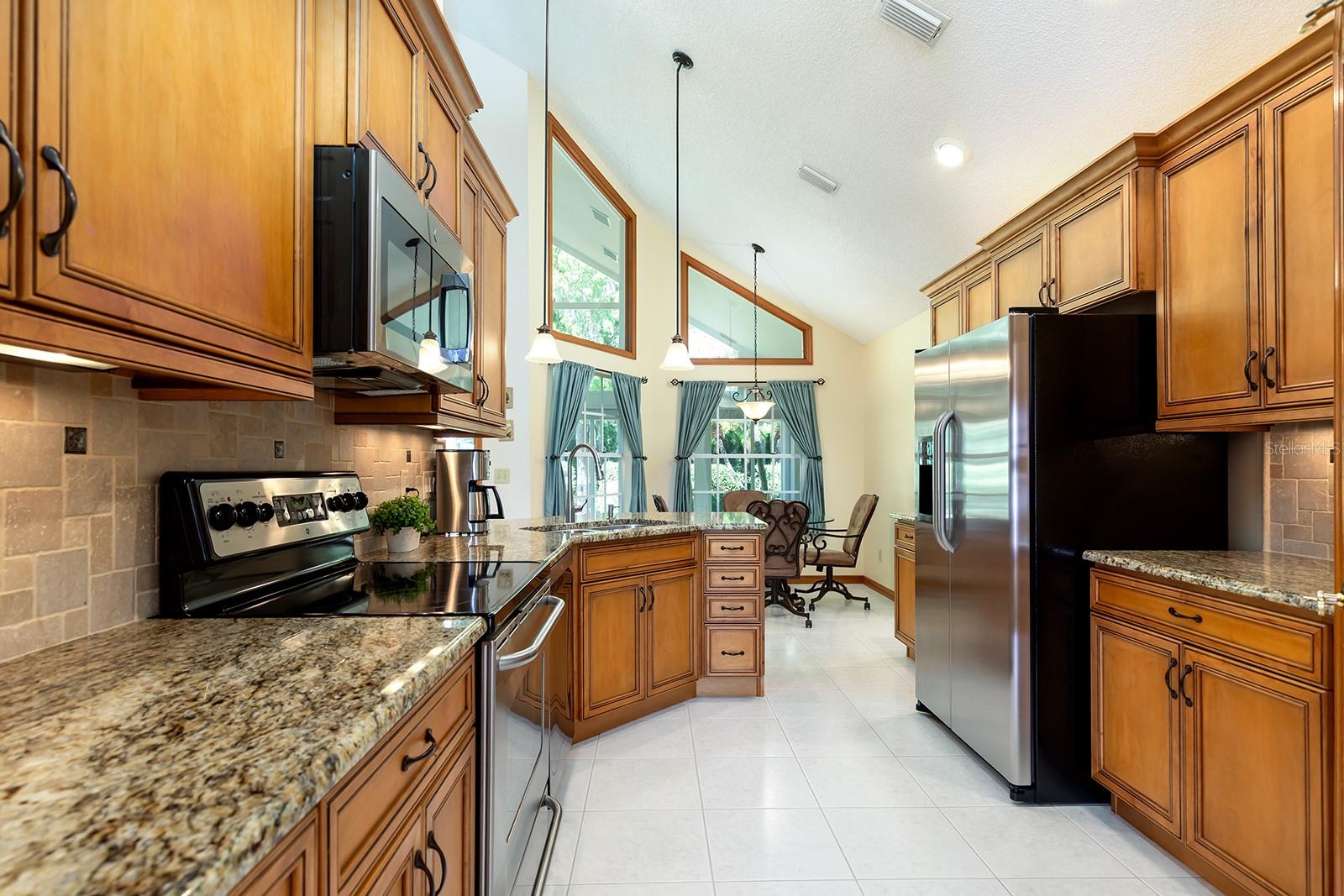 Image 8 of 36 For 808 Silverwood Drive