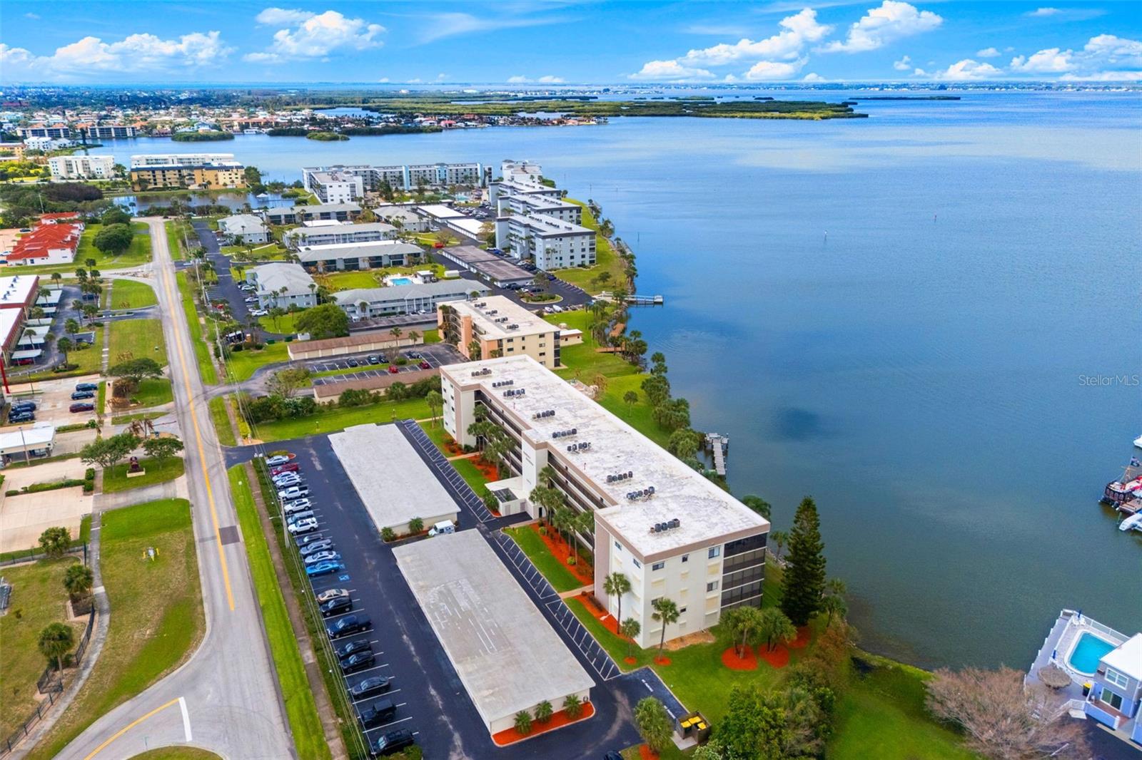 Image 36 of 46 For 3873 Banana River Boulevard 103