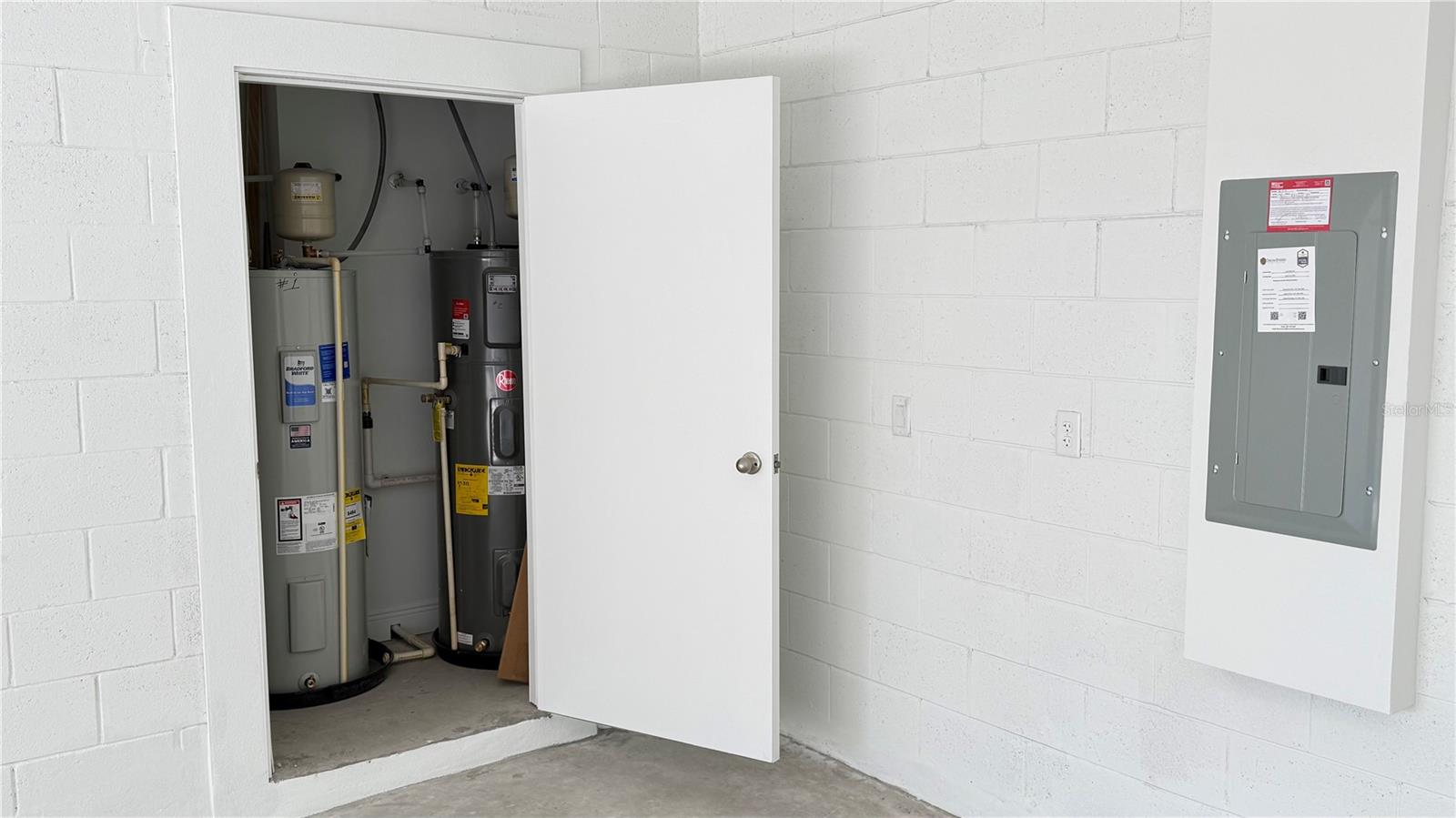 Image 39 of 62 For 9602 Rodbell Street