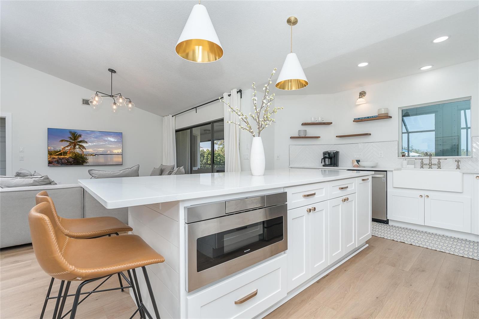 Image 15 of 41 For 16 Leeward Drive