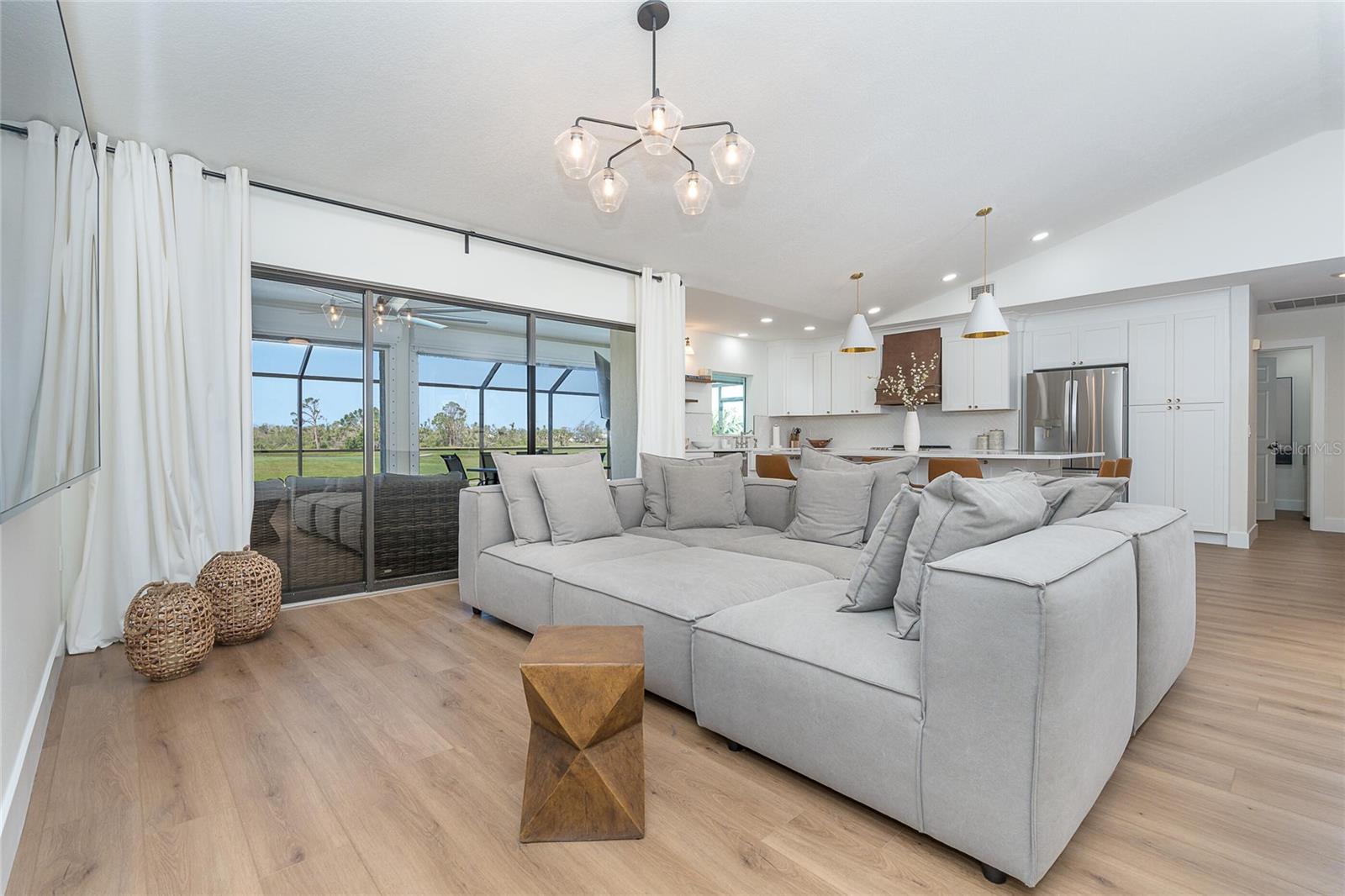 Image 24 of 41 For 16 Leeward Drive