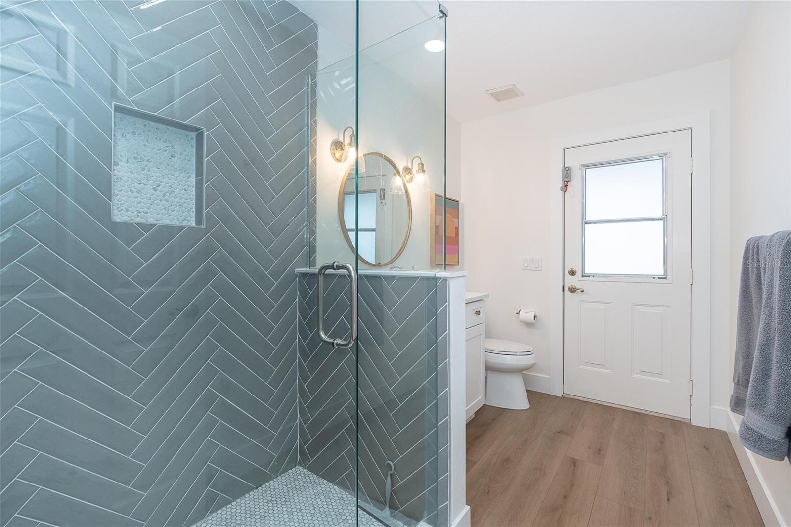 Image 28 of 41 For 16 Leeward Drive