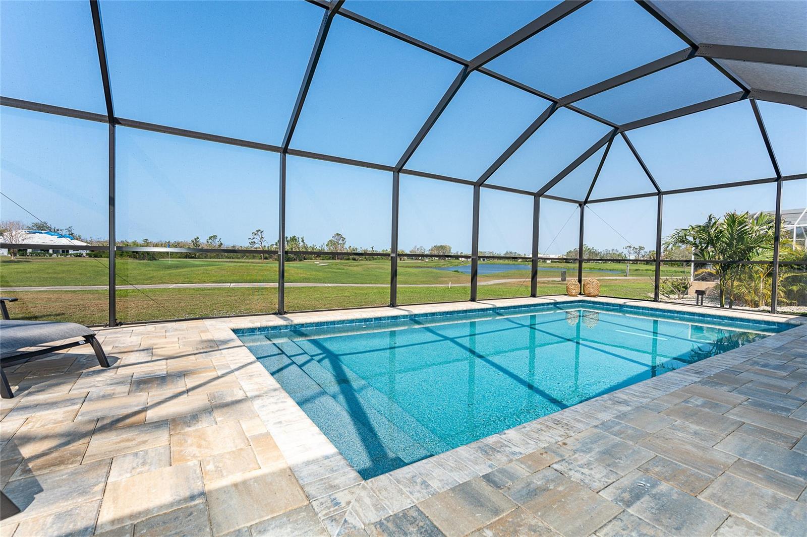 Image 36 of 41 For 16 Leeward Drive